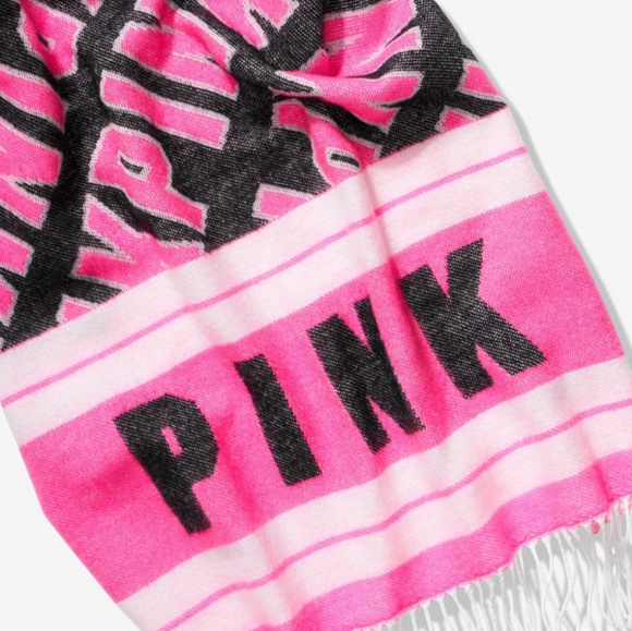 Blanket Scarf - Picture 3 of 4